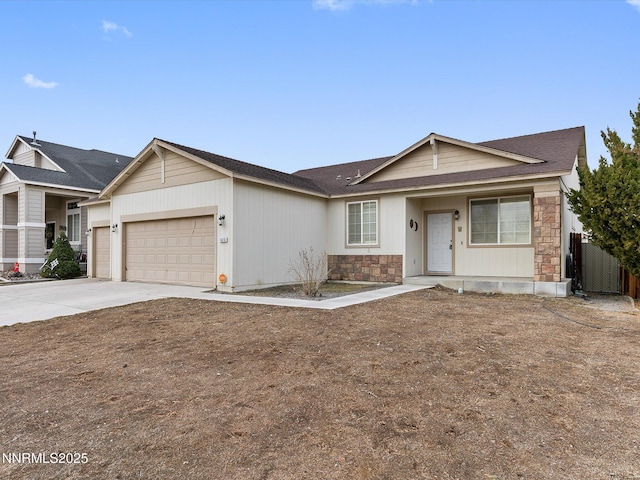 1616 Laverder Dr, Fernley, NV 89408 - photo 2
