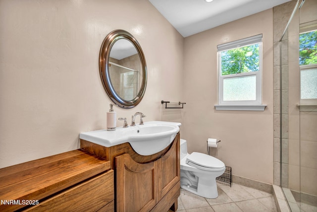 825 W 11th St, Reno, NV 89503 - full bathroom featuring vanity, tile patterned floors, and tiled shower