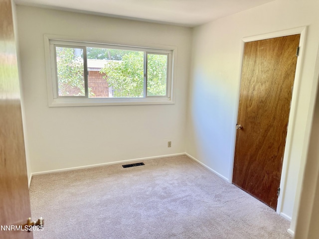 1685 Elmhurst Ave, Lovelock, NV 89419 - empty room with carpet and baseboards