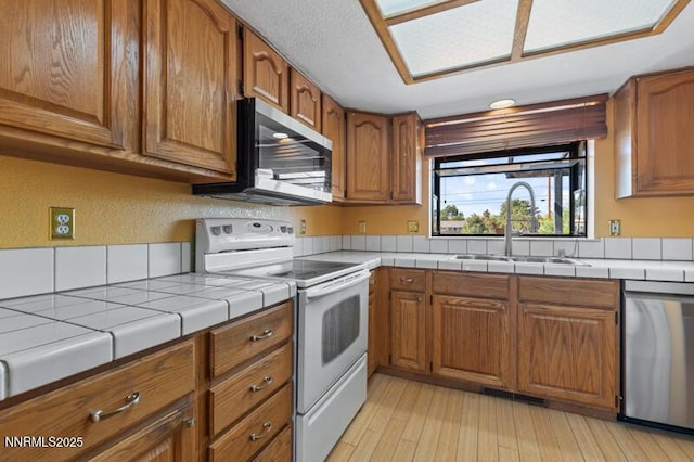 5605 Grasswood Dr, Sparks, NV 89436 - photo 4