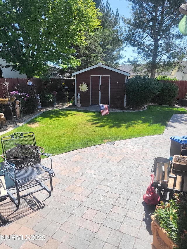 876 Mahogany Dr, Minden, NV 89423 - photo 1