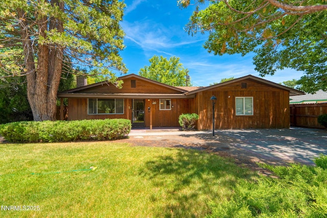 908 E Robinson St, Carson City, NV 89701 - view of front of property with a chimney