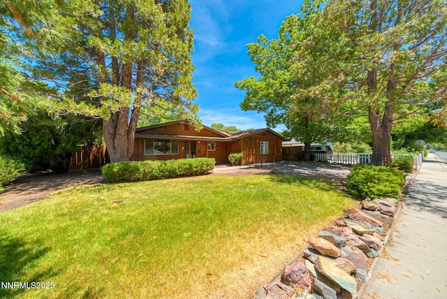 908 E Robinson St, Carson City, NV 89701 - view of yard