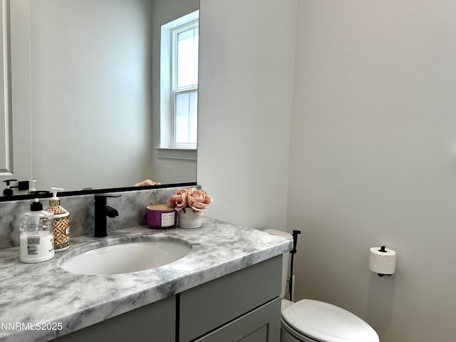 5454 Side Saddle Trl, Reno, NV 89511 - bathroom featuring vanity and toilet