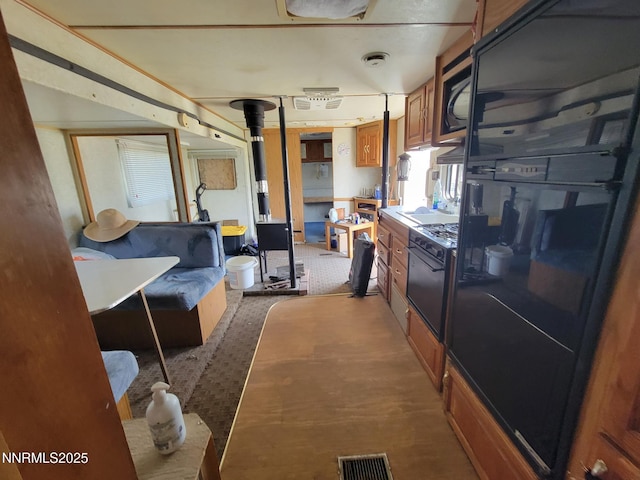 9850 Via Camino St, Silver Springs, NV 89429