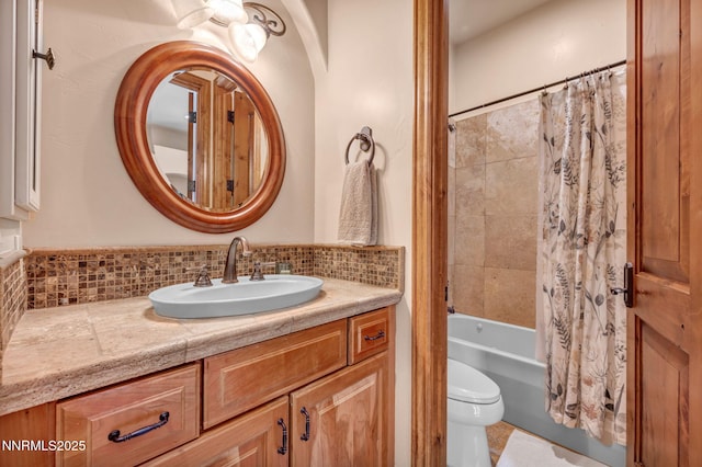 186 Carleton Ct, Reno, NV 89511 - full bath with vanity, shower / bathtub combination with curtain, and tasteful backsplash