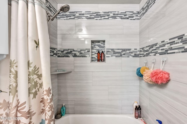 6670 Lotus St, Reno, NV 89506 - bathroom with shower / bathtub combination with curtain
