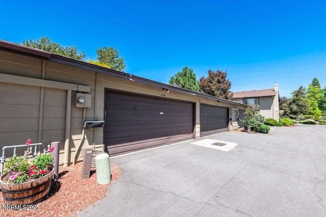 1419 Foster Dr, Reno, NV 89509 - view of garage