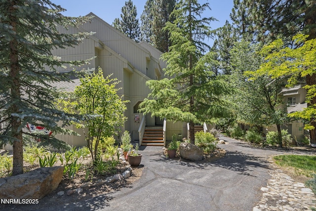 807 Alder Ave Unit 14, Incline Village, NV 89451 - view of front of house