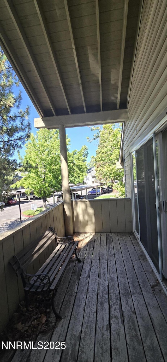2111 Roundhouse Rd, Sparks, NV 89431 - view of deck