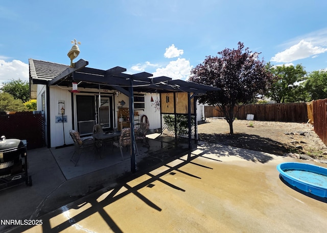 654 Keddie St, Fallon, NV 89406 - fenced backyard featuring a pergola and a patio