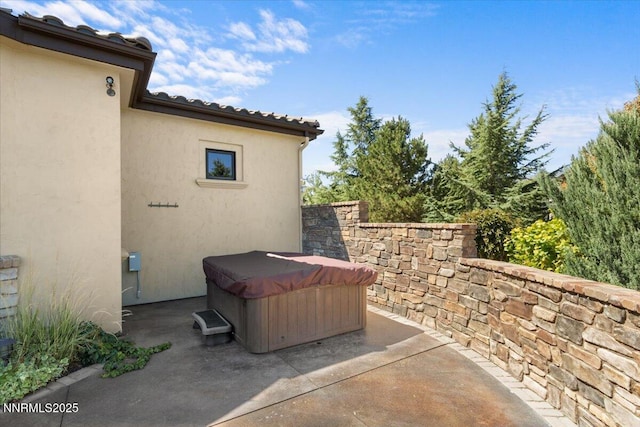 1555 Boulder Field Way, Reno, NV 89511 - view of patio / terrace featuring a hot tub