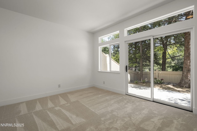 4033 Clover Creek Ct, Reno, NV 89519 - unfurnished room with light carpet