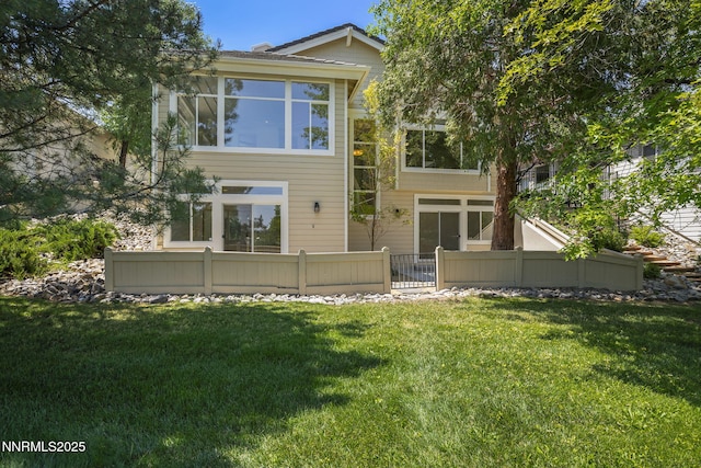 4033 Clover Creek Ct, Reno, NV 89519 - back of property with a fenced front yard