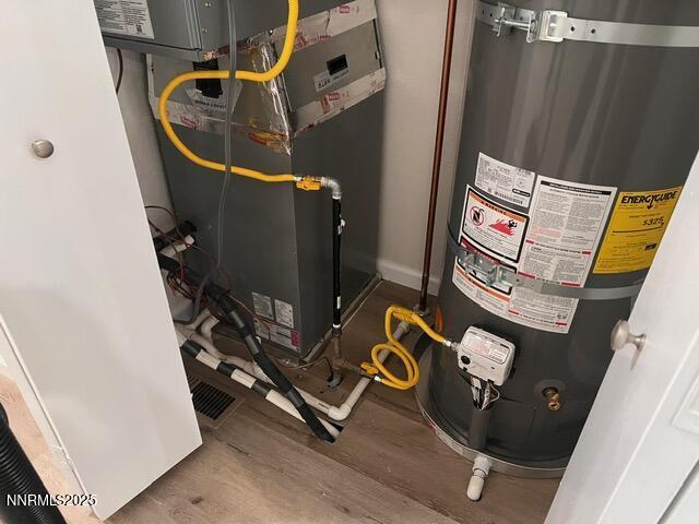 9180 Fremont Way, Reno, NV 89506 - utilities featuring gas water heater and heating unit