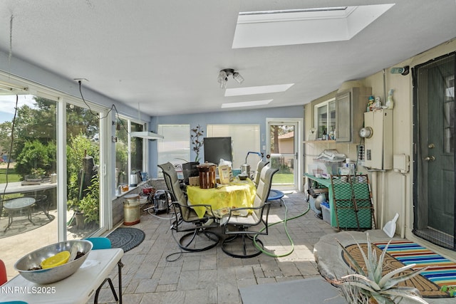 2450 Chukar Dr, Washoe Valley, NV 89704 - sunroom / solarium with a skylight