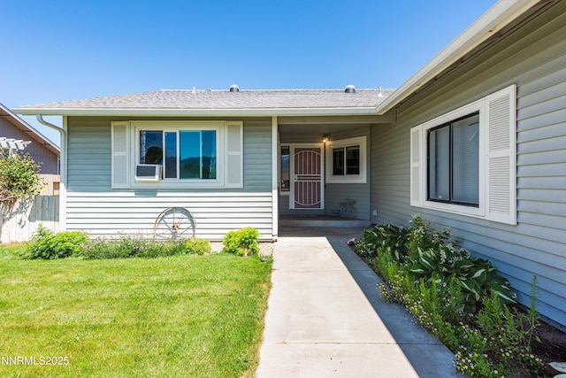 653 Carmel Way, Gardnerville, NV 89460 - entrance to property featuring a lawn and roof with shingles