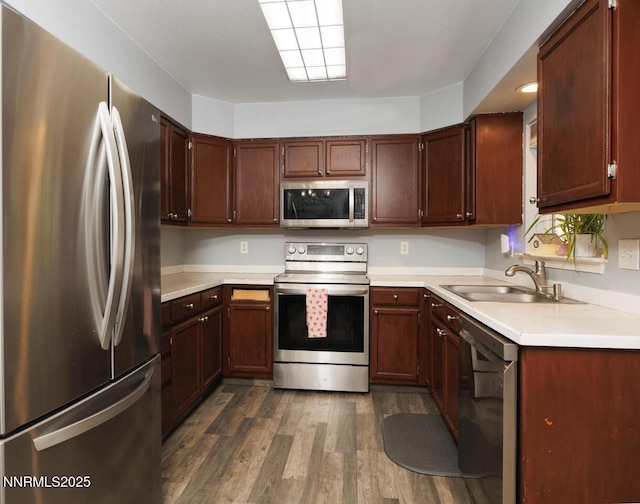 1866 Albert St, Fallon, NV 89406 - kitchen featuring stainless steel appliances, dark wood finished floors, and light countertops