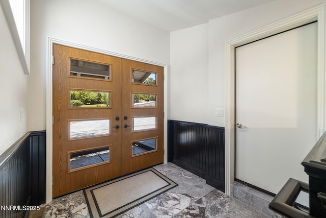 3575 Cashill Blvd, Reno, NV 89509 - foyer entrance featuring a wainscoted wall
