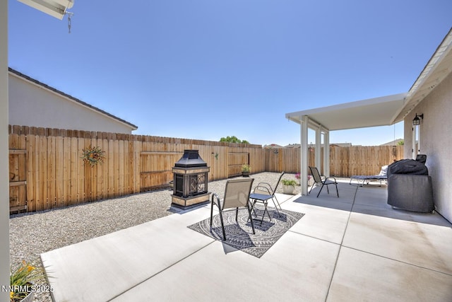 776 Kinsli St, Fallon, NV 89406 - fenced backyard with a patio area