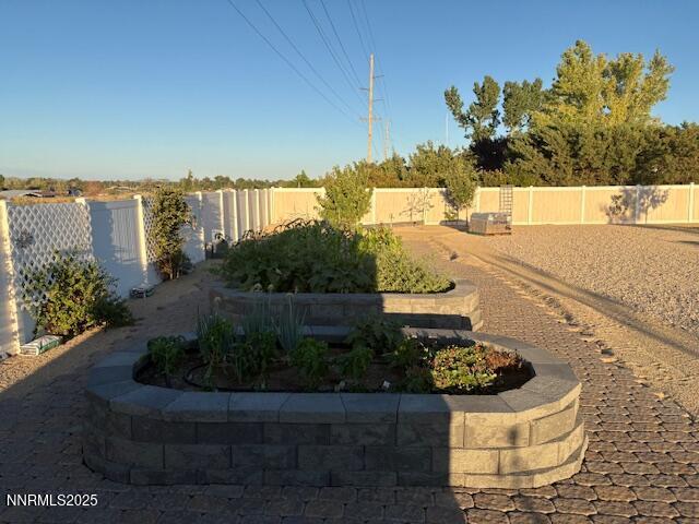 529 Saddle Horn Way, Fernley, NV 89408 - photo 39