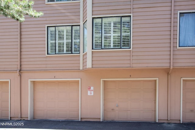 2875 Idlewild Dr Apt 5, Reno, NV 89509 - view of garage