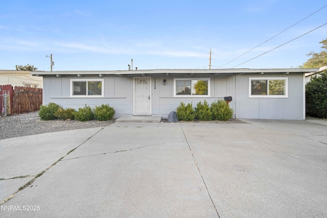 1006 Greenbrae Dr, Sparks, NV 89431 - photo 1