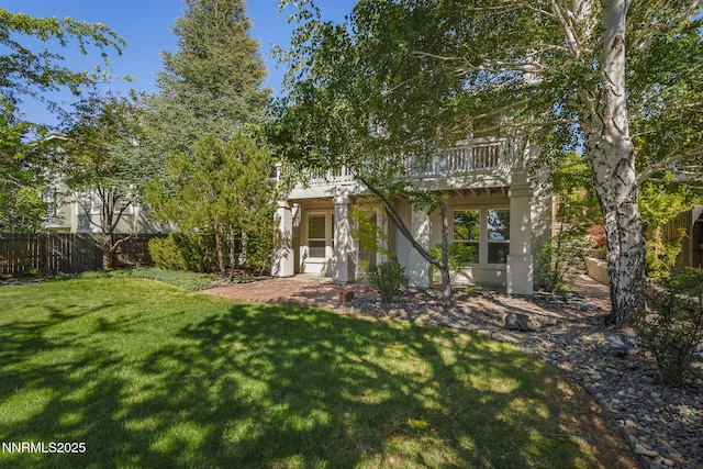 4811 Elkcreek Trl, Reno, NV 89519 - view of yard featuring a deck