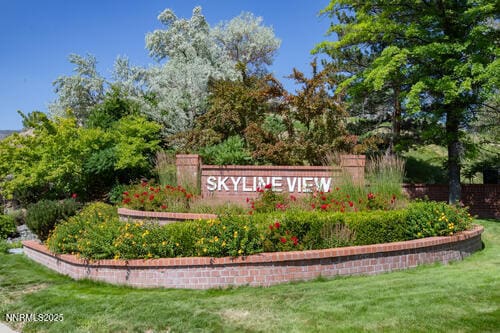 2240 Silver Ridge Dr, Reno, NV 89509 - community sign featuring a yard