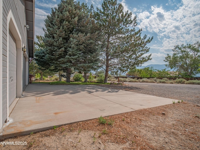 2843 Wade St, Minden, NV 89423 - view of patio / terrace