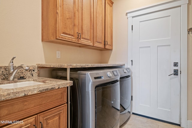 1725 Grandview Pkwy, Minden, NV 89423 - laundry area featuring washer and clothes dryer and cabinet space