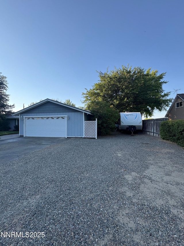 5045 Offenhauser Dr, Winnemucca, NV 89445 - detached garage with gravel driveway