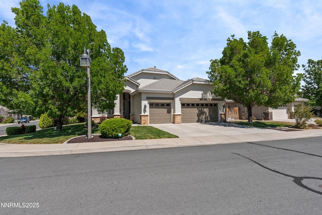 10095 Cascade Falls Dr, Reno, NV 89521 - photo 2