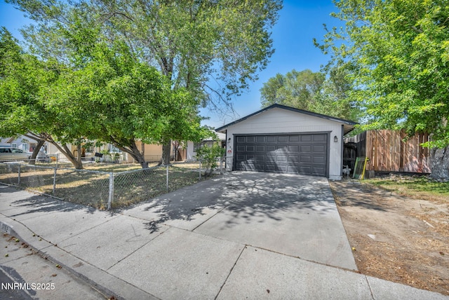 3182 Shriver Dr, Carson City, NV 89701 - photo 2