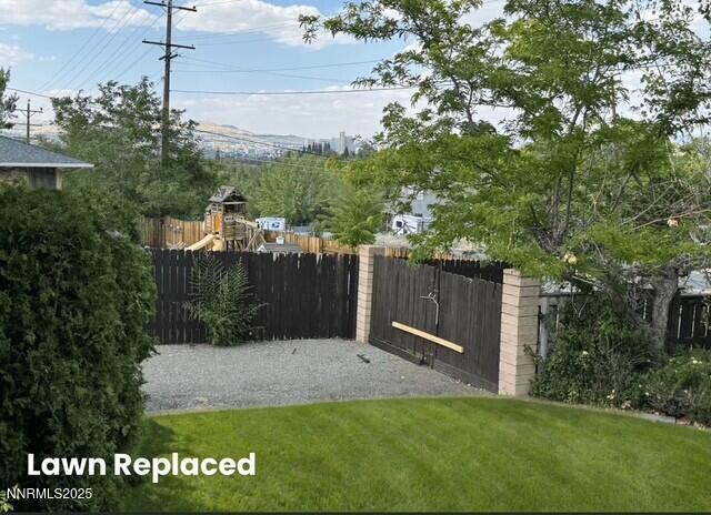 2060 Del Rio Ln, Reno, NV 89509 - photo 13