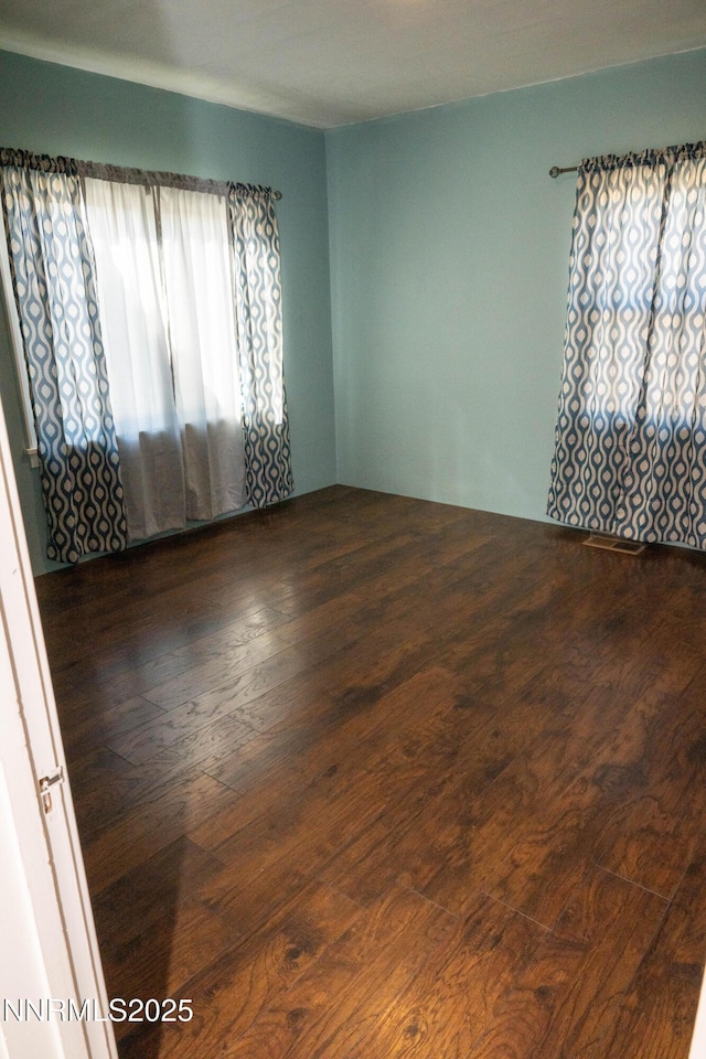 406 W 5th St, Winnemucca, NV 89445 - unfurnished room with hardwood / wood-style floors