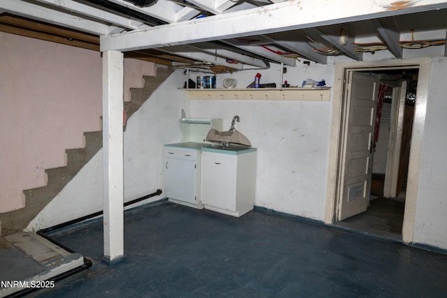406 W 5th St, Winnemucca, NV 89445 - unfinished basement with stairs