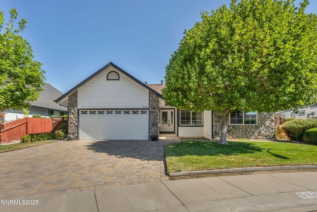 556 Pavilion Ct, Carson City, NV 89701 - photo 1