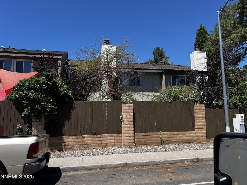 4004 Ruth Ct, Reno, NV 89509 - photo 2