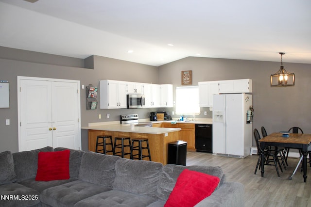 303 Wildrose Ct, Fernley, NV 89408 - photo 7