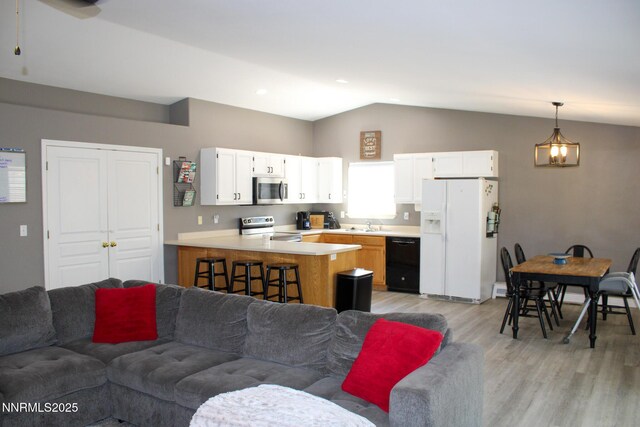 303 Wildrose Ct, Fernley, NV 89408 - photo 10