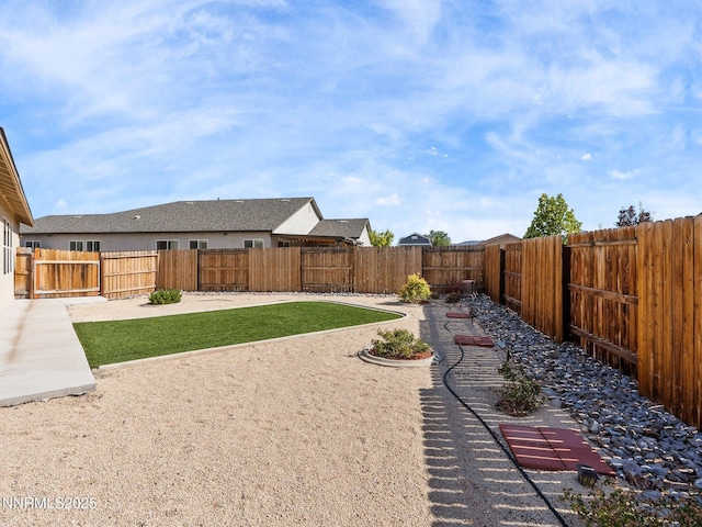 242 Red Oak Dr, Fernley, NV 89408 - photo 23