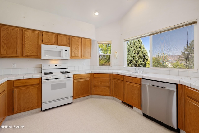 14330 Ghost Rider Dr, Reno, NV 89511 - photo 8