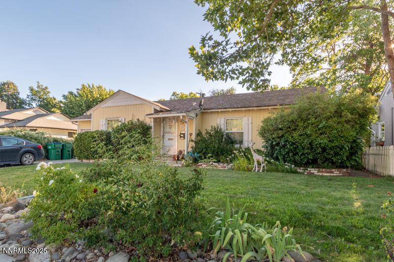 975 Primrose St, Reno, NV 89509 - photo 1