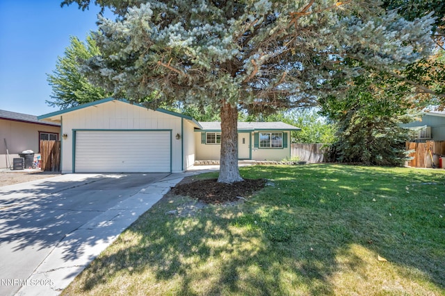 306 Helen Ave, Yerington, NV 89447 - photo 1