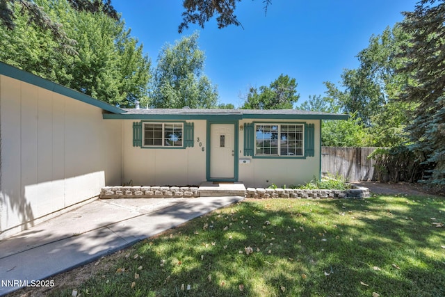 306 Helen Ave, Yerington, NV 89447 - photo 3
