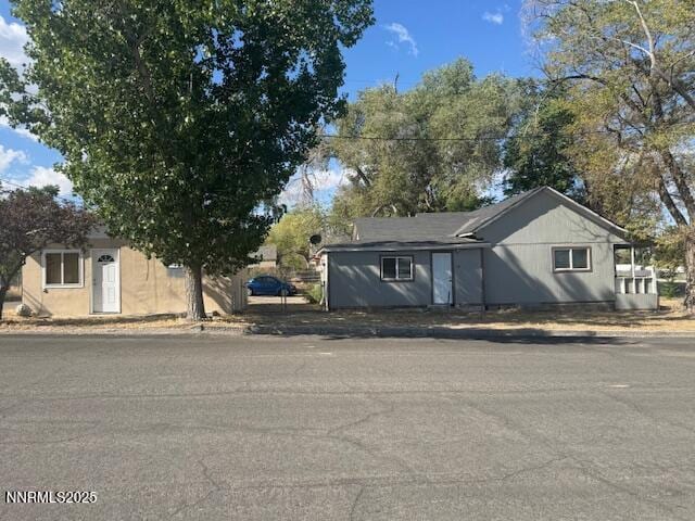103 W Haskell St, Winnemucca, NV 89445 - photo 1