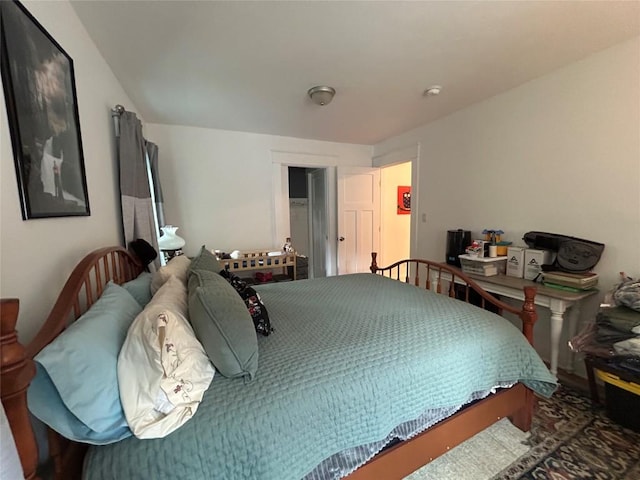 563 W 9th St, Erie, PA 16502 - view of bedroom