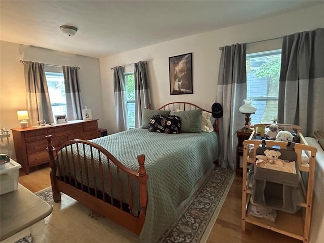 563 W 9th St, Erie, PA 16502 - bedroom with wood finished floors