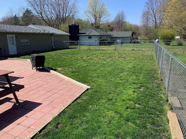6028 Davidson Rd, Jamestown, PA 16134 - view of yard with a patio
